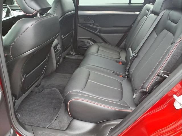 Used 2024 Jeep Wagoneer Launch Edition AWD/4WD image 17