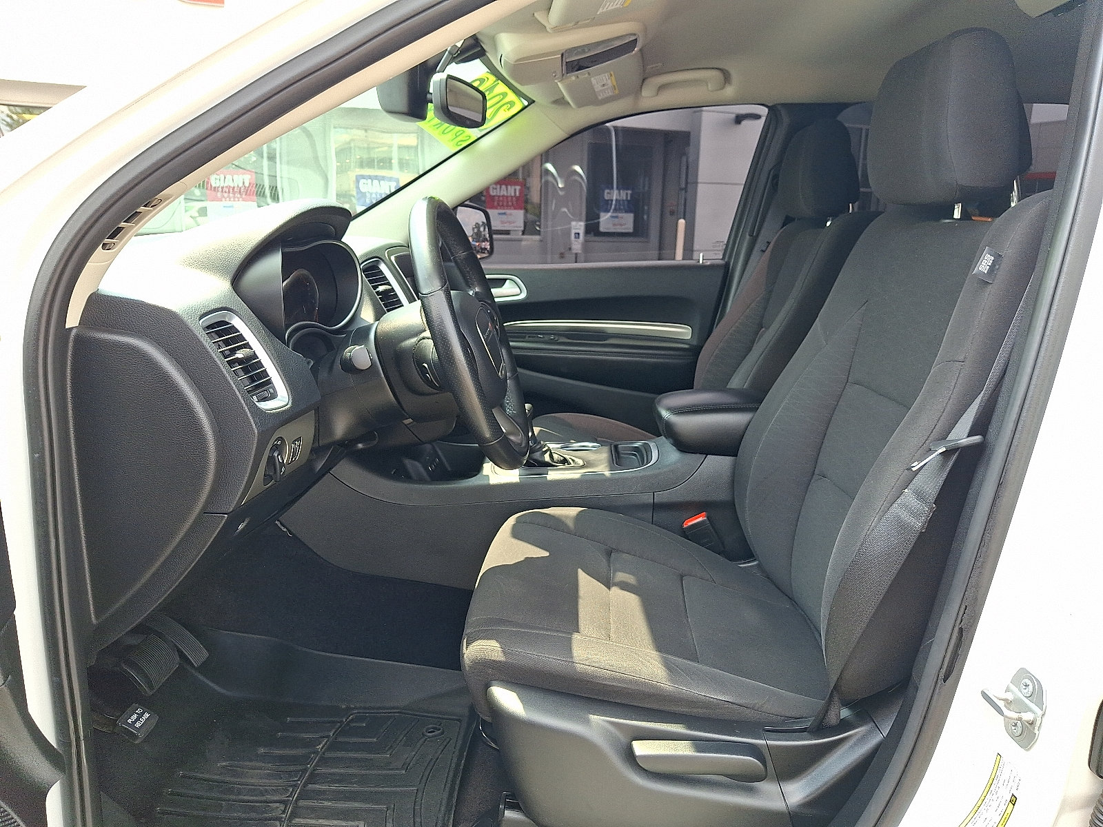 Used 2019 Dodge Durango SXT w/ 3rd Row Seating Group AWD/4WD image 14