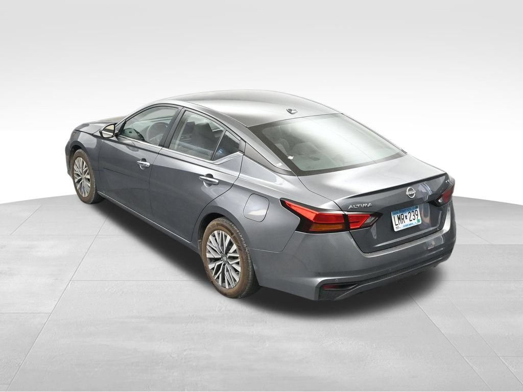 Used 2024 Nissan Altima 2.5 SV FWD image 20