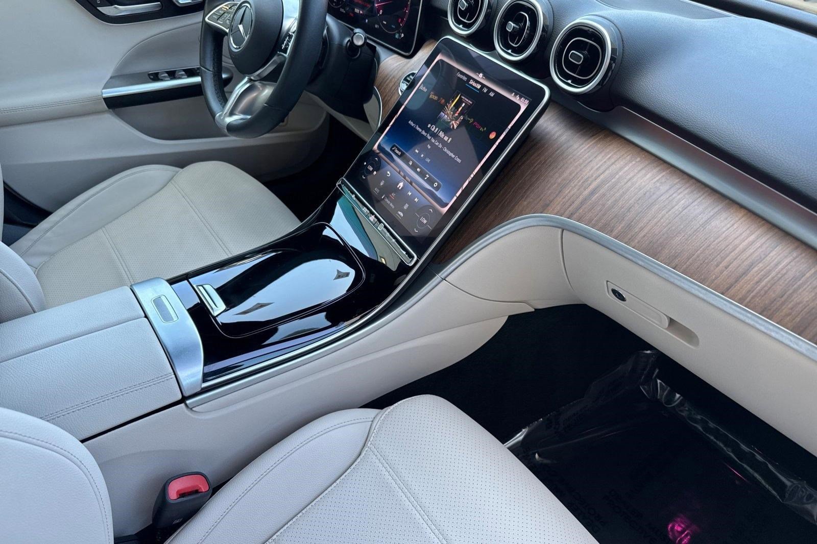 Certified 2024 Mercedes-Benz C 300 Sedan image 33
