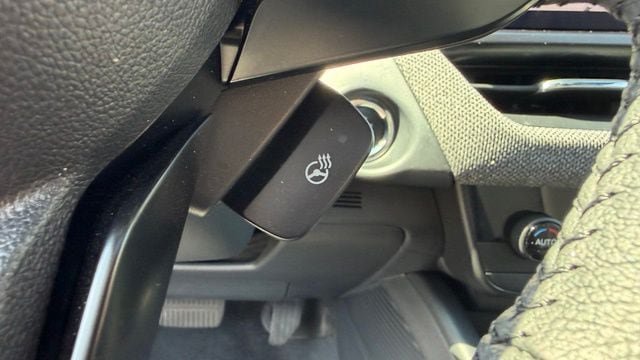 Certified 2026 Subaru Outback Premium AWD/4WD image 28