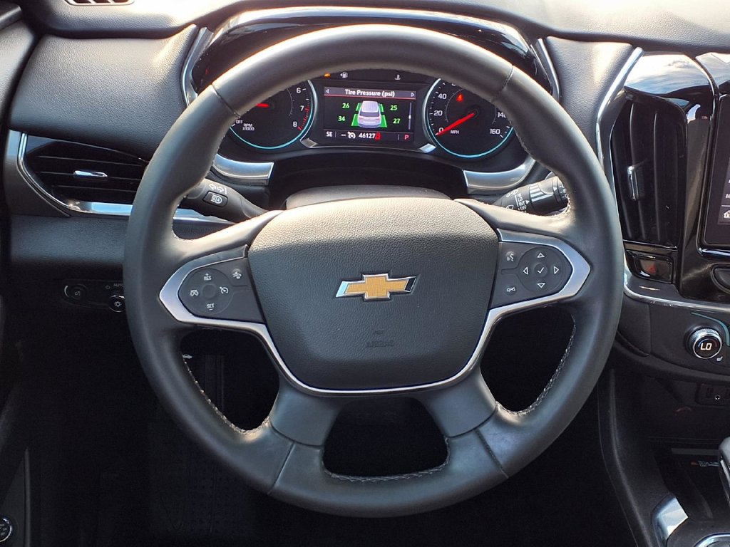 Used 2023 Chevrolet Traverse LT FWD image 13