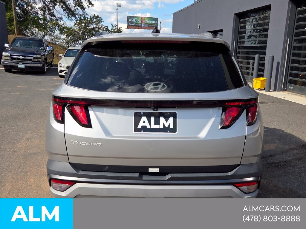 Used 2025 Hyundai Tucson SEL FWD image 12