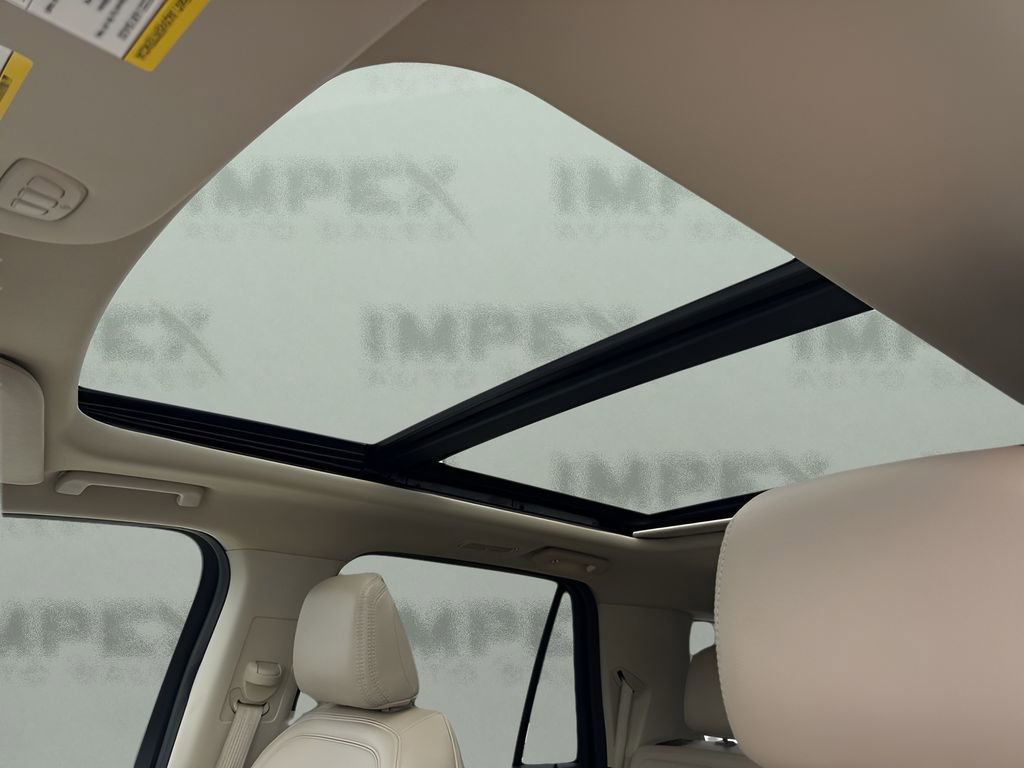 Used 2022 Ford Expedition Max Limited image 12