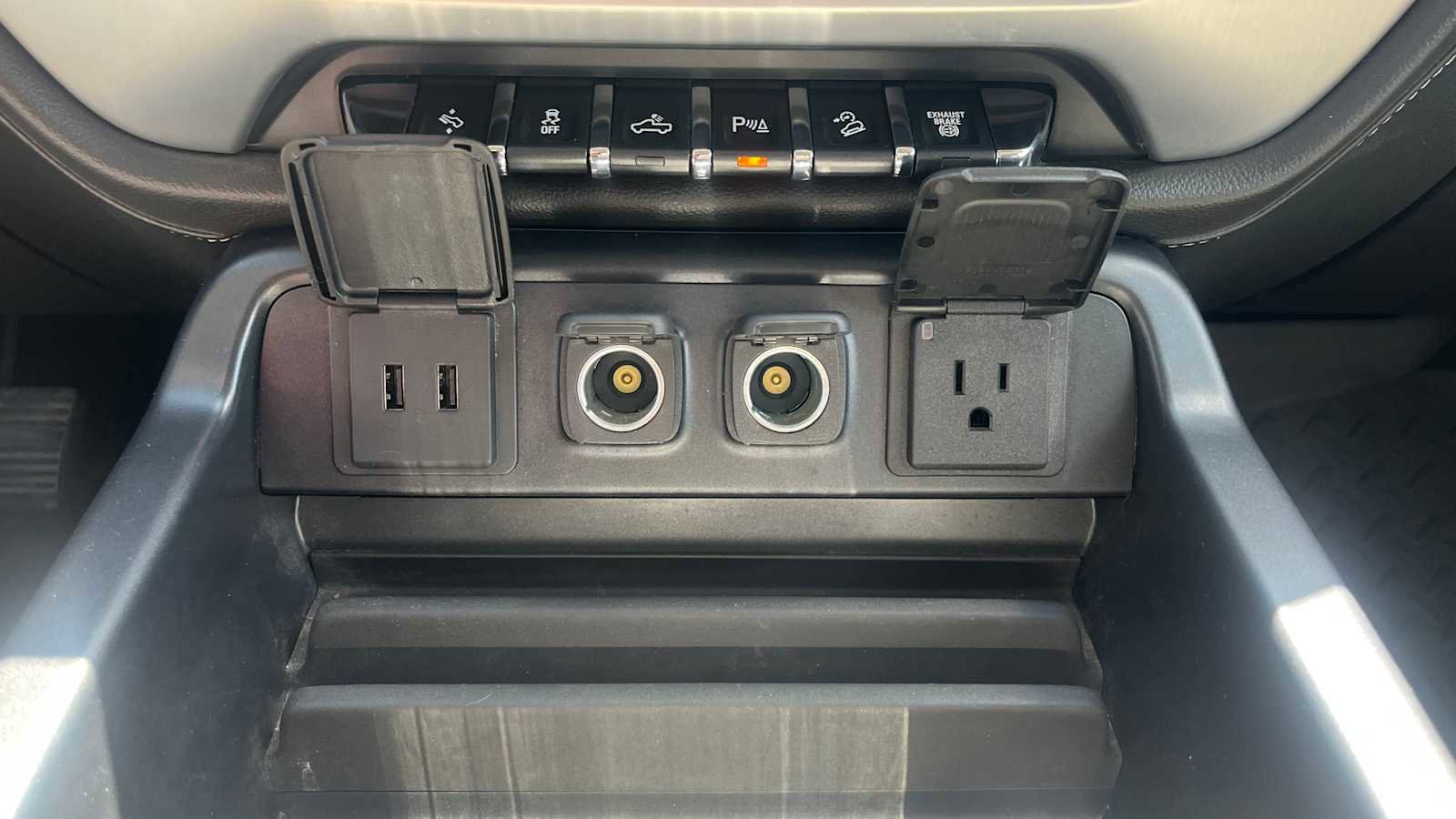 Used 2016 GMC Sierra 2500 SLT w/ Duramax Plus Package image 22