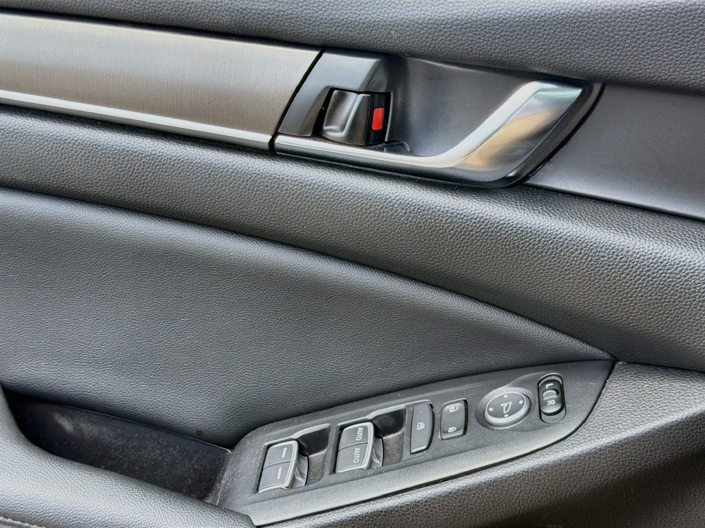 Used 2021 Honda Accord LX image 20