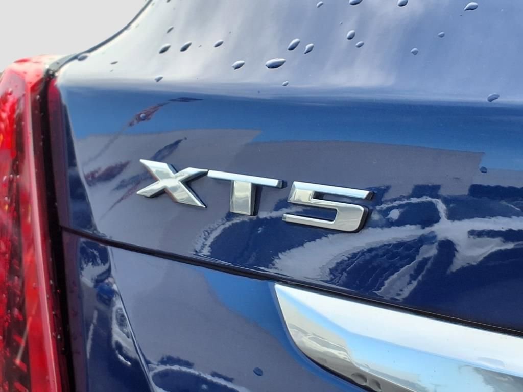 Used 2023 Cadillac XT5 Premium Luxury image 32