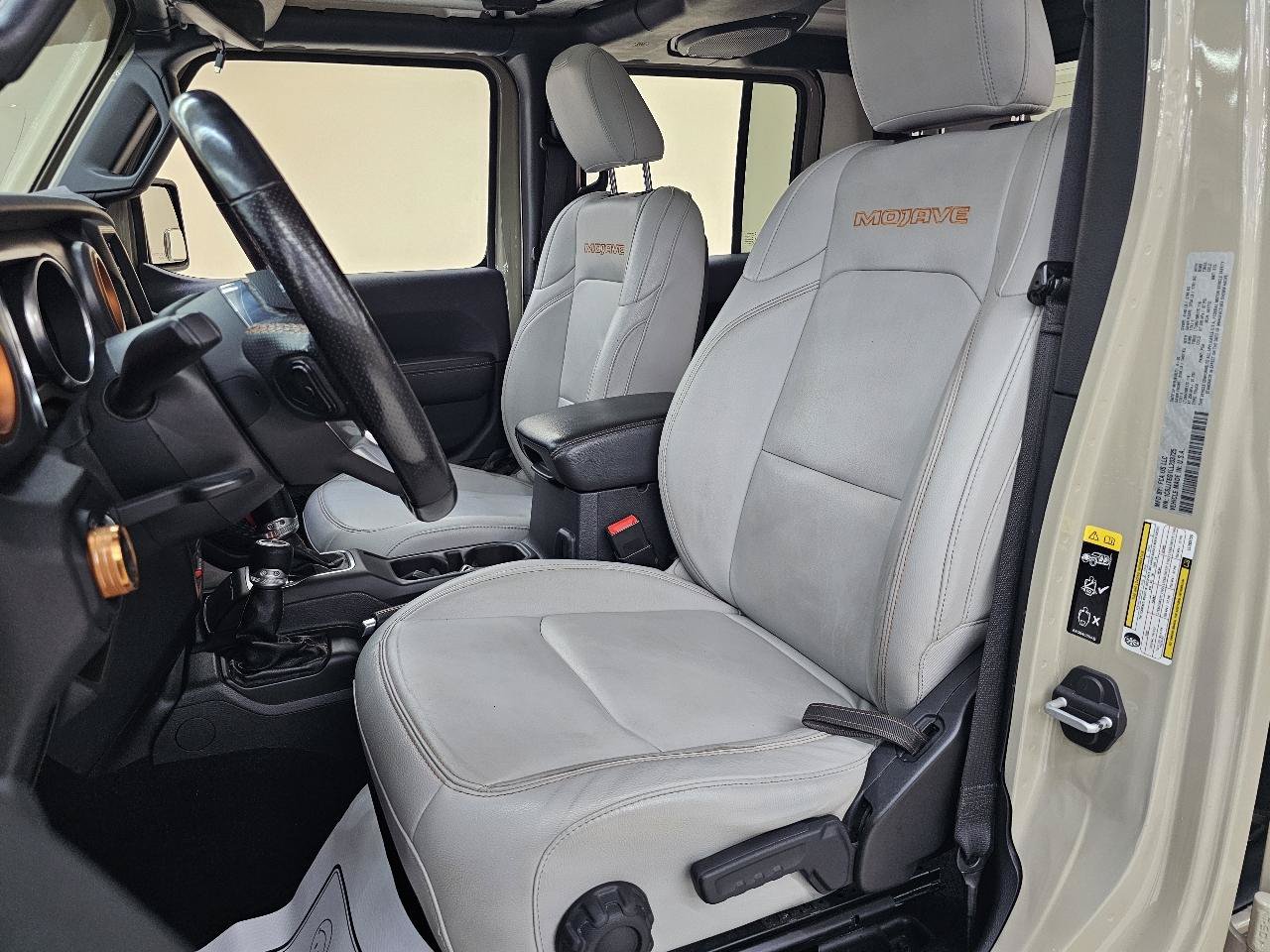 Used 2020 Jeep Gladiator Mojave AWD/4WD image 12