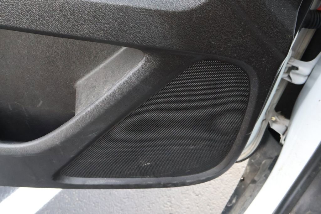 Used 2018 Chevrolet Traverse LT image 16