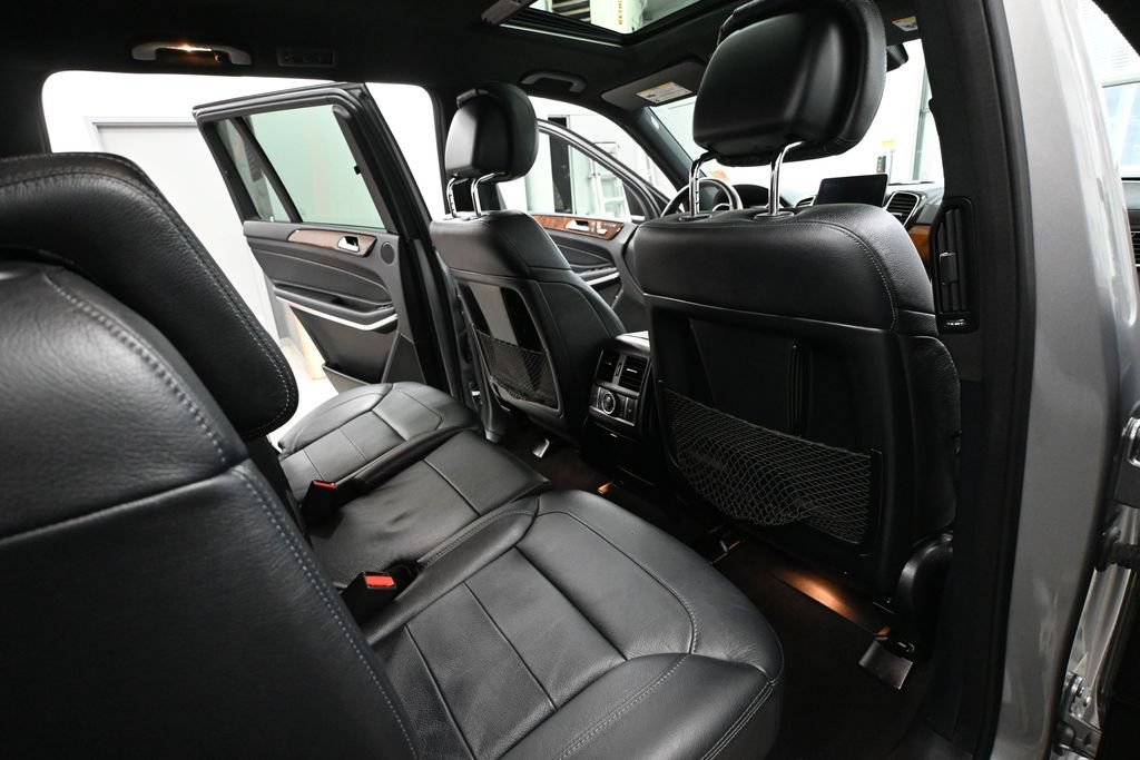 Used 2017 Mercedes-Benz GLS 550 4MATIC image 48