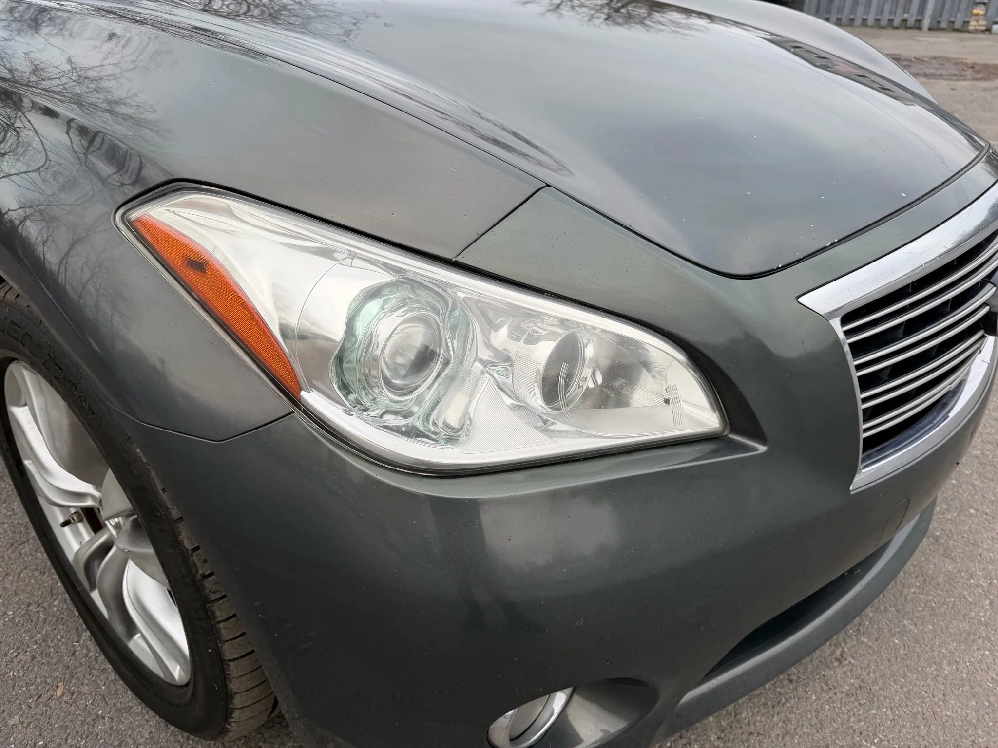 Used 2013 INFINITI M35 w/ Premium Pkg image 4