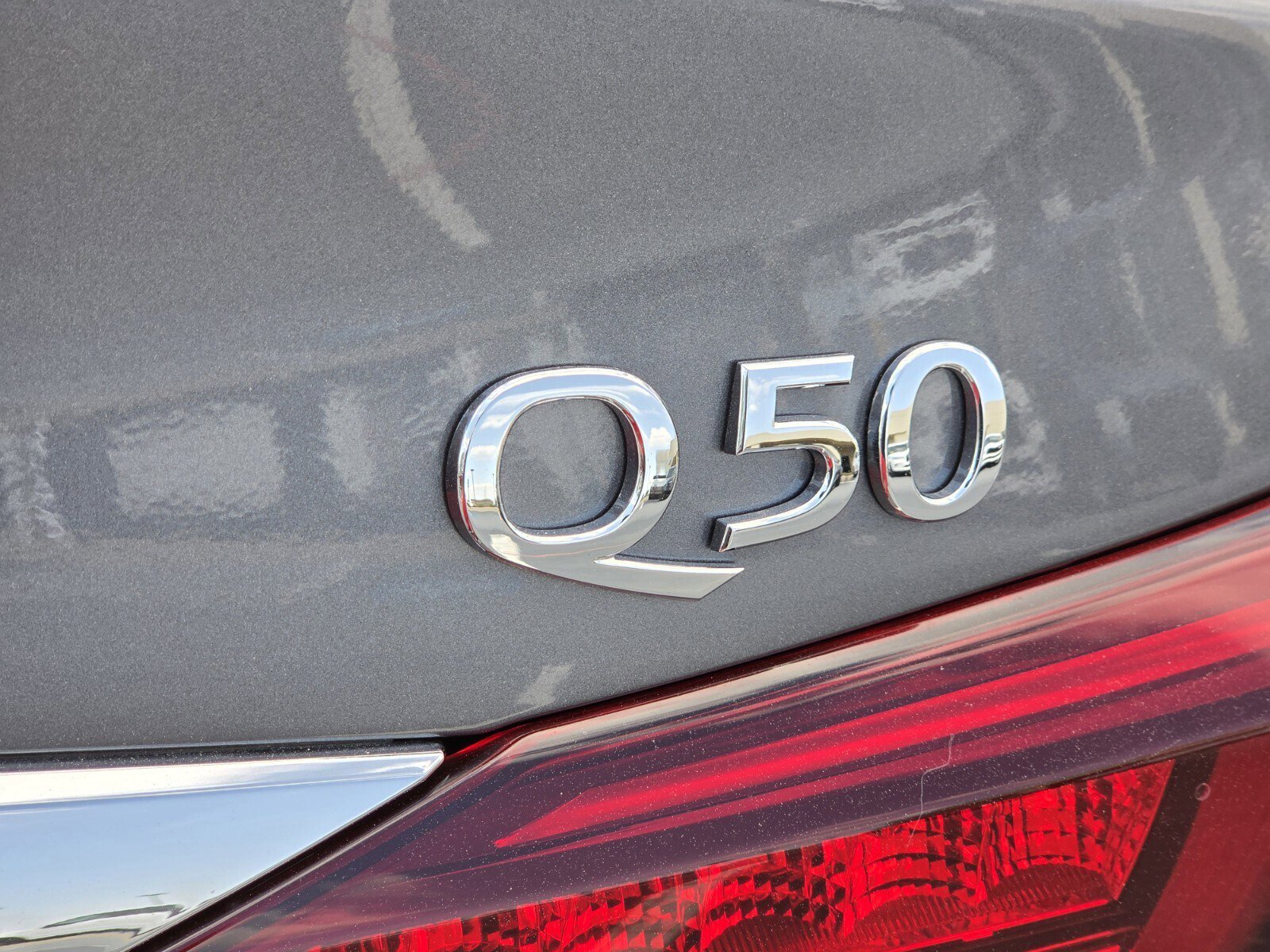 Used 2023 INFINITI Q50 Luxe w/ Cargo Package image 32