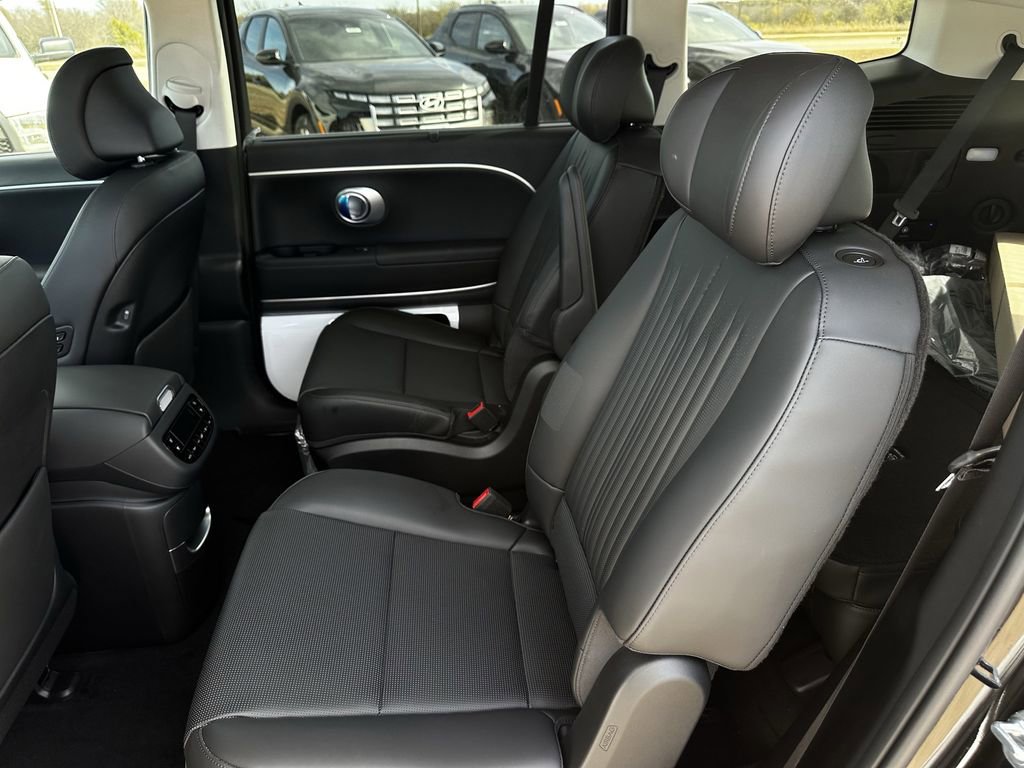 New 2026 Hyundai Ioniq 9 Calligraphy image 32