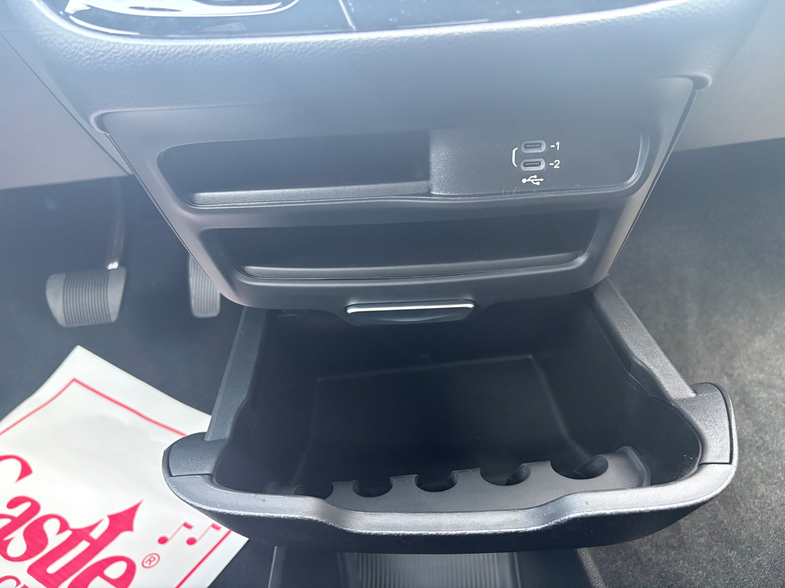 New 2027 Chrysler Pacifica Select FWD image 26