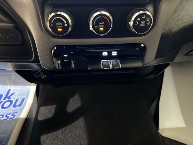 Used 2024 RAM 3500 Big Horn AWD/4WD image 16