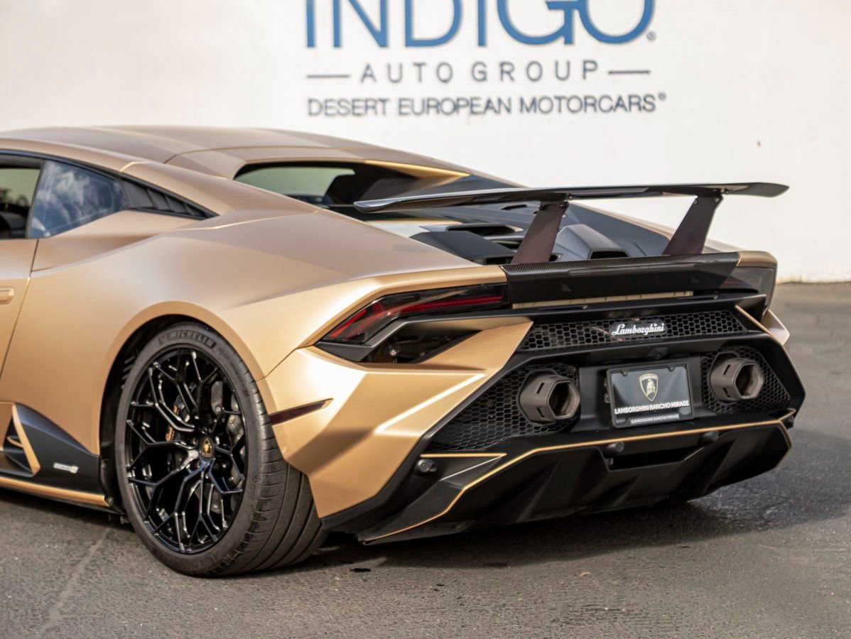 Used 2023 Lamborghini Huracan Tecnica image 10