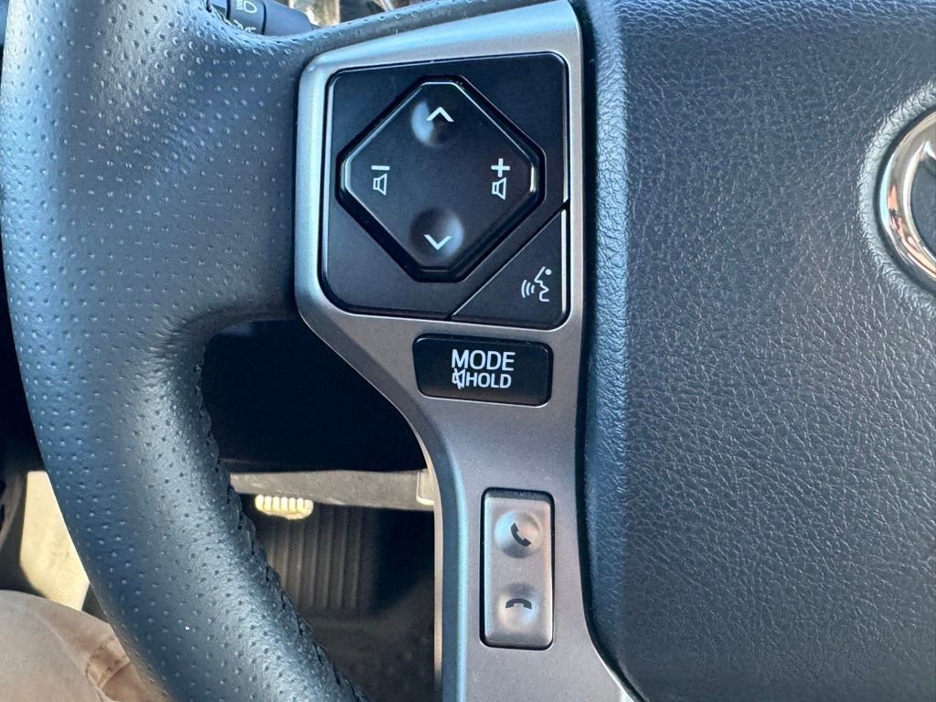 Used 2022 Toyota 4Runner Limited image 8