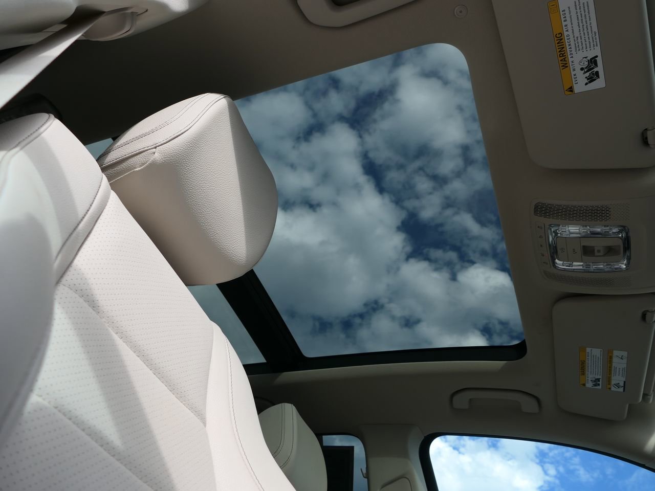 Used 2024 Mercedes-Benz GLE 450 4MATIC image 35