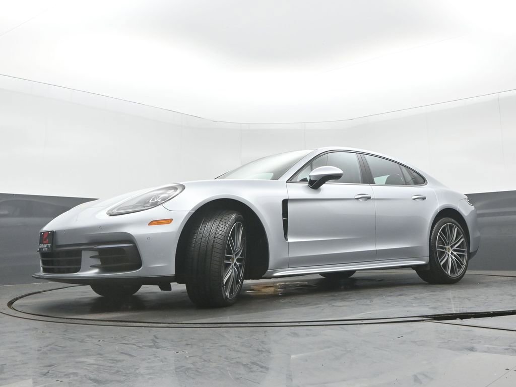 Used 2017 Porsche Panamera 4S AWD/4WD image 30