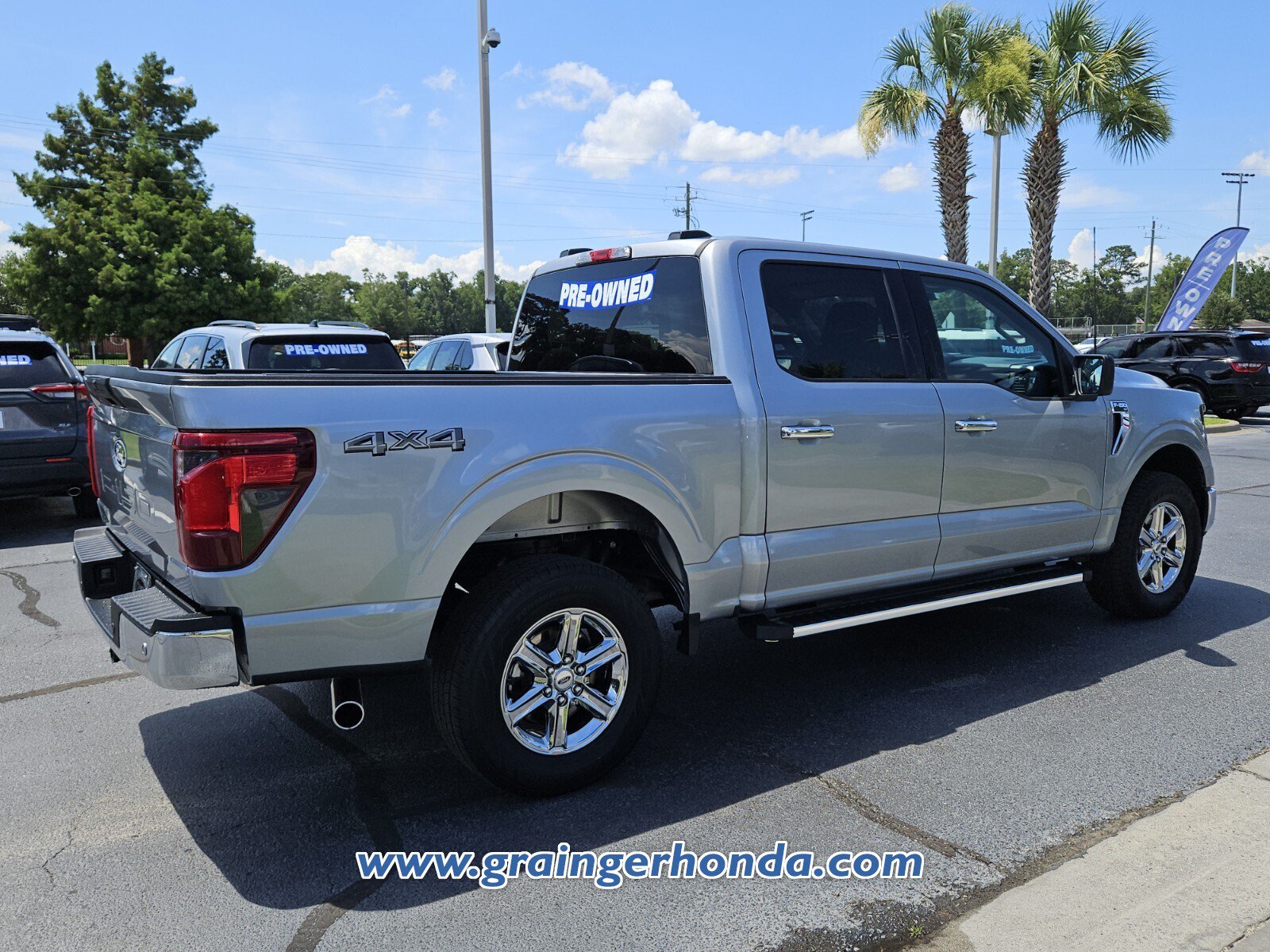 Used 2025 Ford F150 XLT w/ Equipment Group 301A Standard AWD/4WD image 5