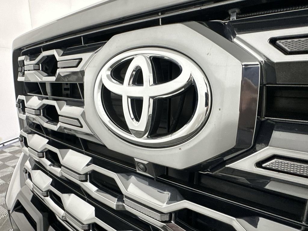 Used 2025 Toyota Tundra Platinum image 33