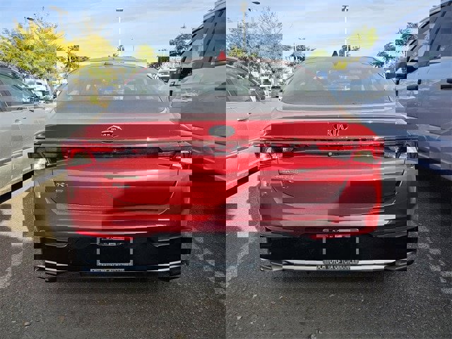 Used 2021 Kia K5 LX image 5