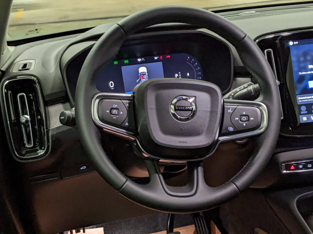 New 2026 Volvo XC40 B5 Ultra w/ Protection Package Premier AWD/4WD image 14