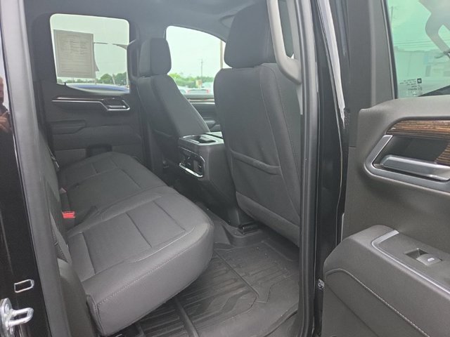 Used 2023 GMC Sierra 1500 Elevation w/ Preferred Package AWD/4WD image 16