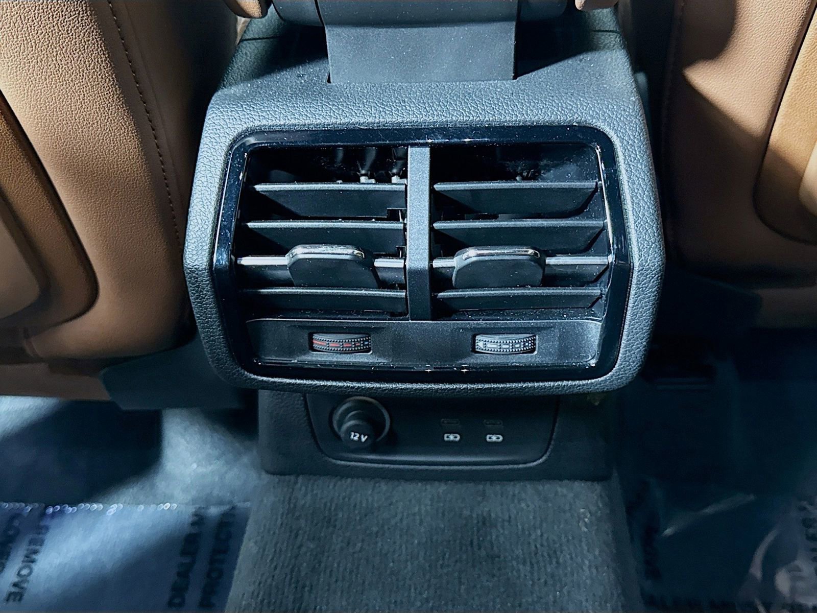 Certified 2025 Audi Q3 2.0T Premium Plus w/ Premium Plus Package image 25