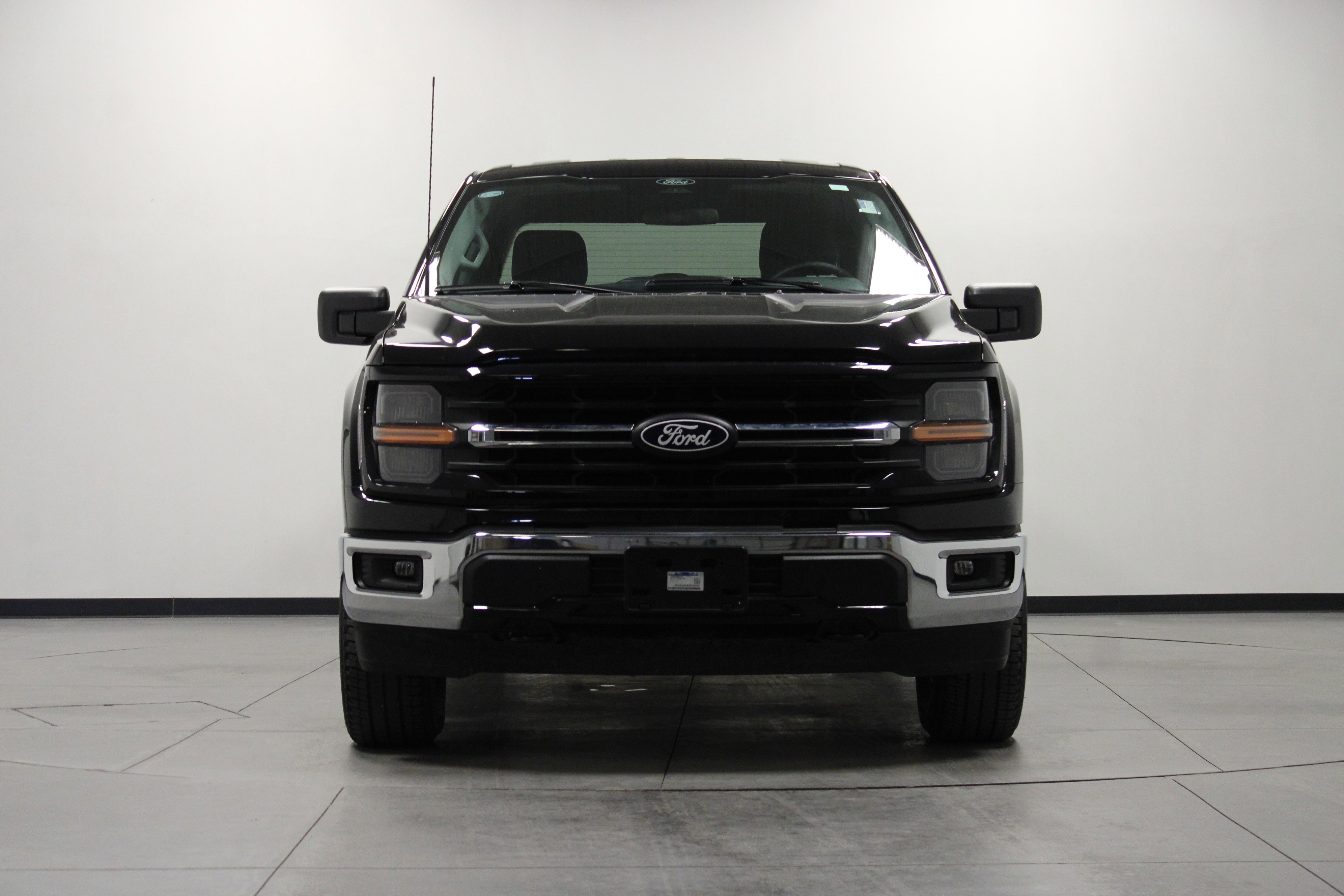 Used 2025 Ford F150 XLT w/ Equipment Group 301A Standard image 9