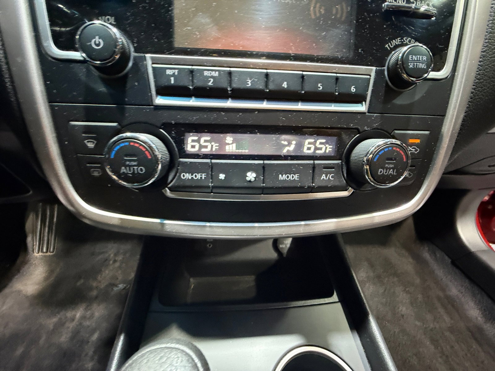 Used 2017 Nissan Altima 2.5 SV image 12