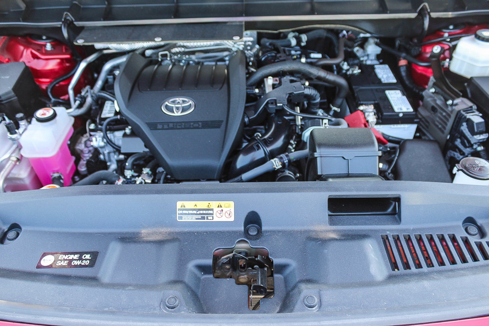 Used 2024 Toyota Highlander XSE FWD image 27