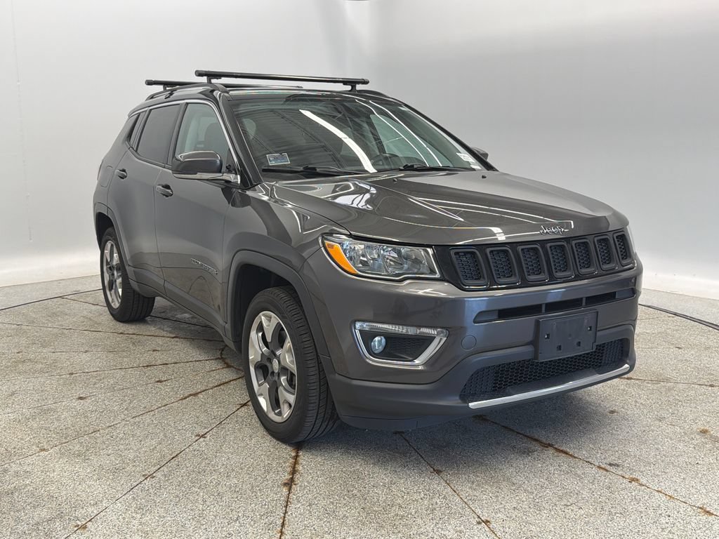 Used 2018 Jeep Compass Limited w/ Navigation Group AWD/4WD image 3