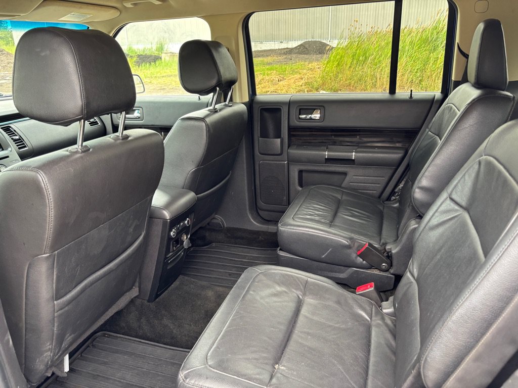 Used 2015 Ford Flex SEL w/ Equipment Group 202A AWD/4WD image 11