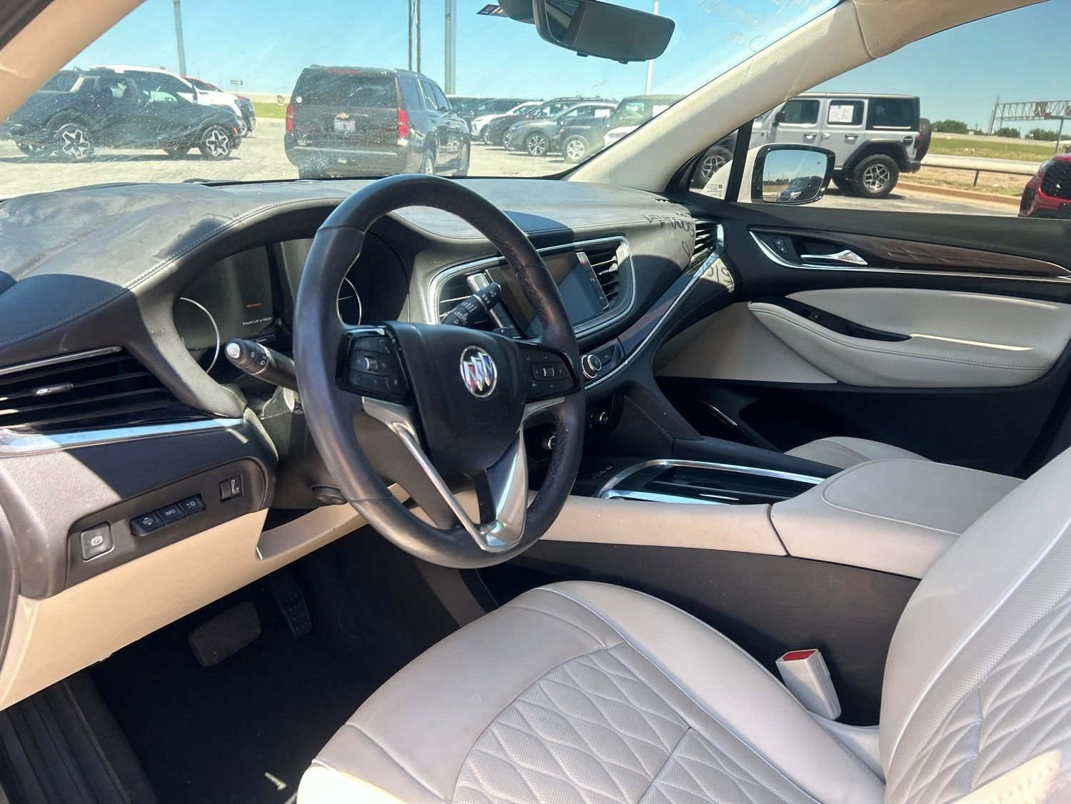 Used 2023 Buick Enclave Avenir w/ Avenir Technology Package FWD image 16