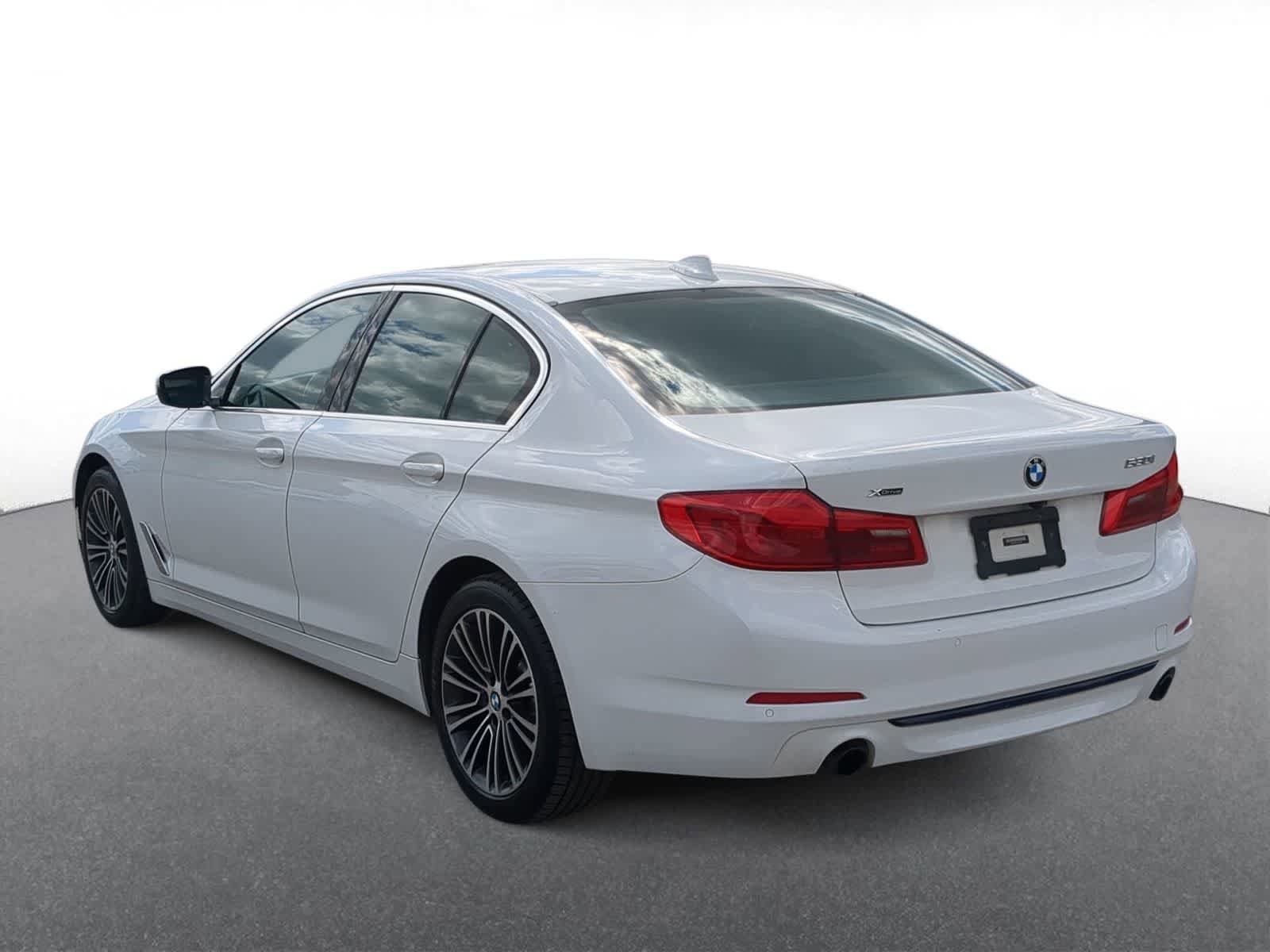 Used 2019 BMW 530i xDrive w/ Convenience Package AWD/4WD image 6
