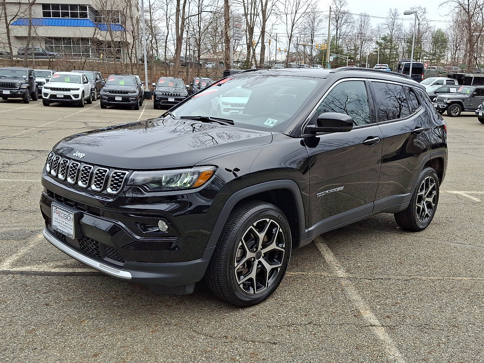 Certified 2025 Jeep Compass Limited AWD/4WD image 3