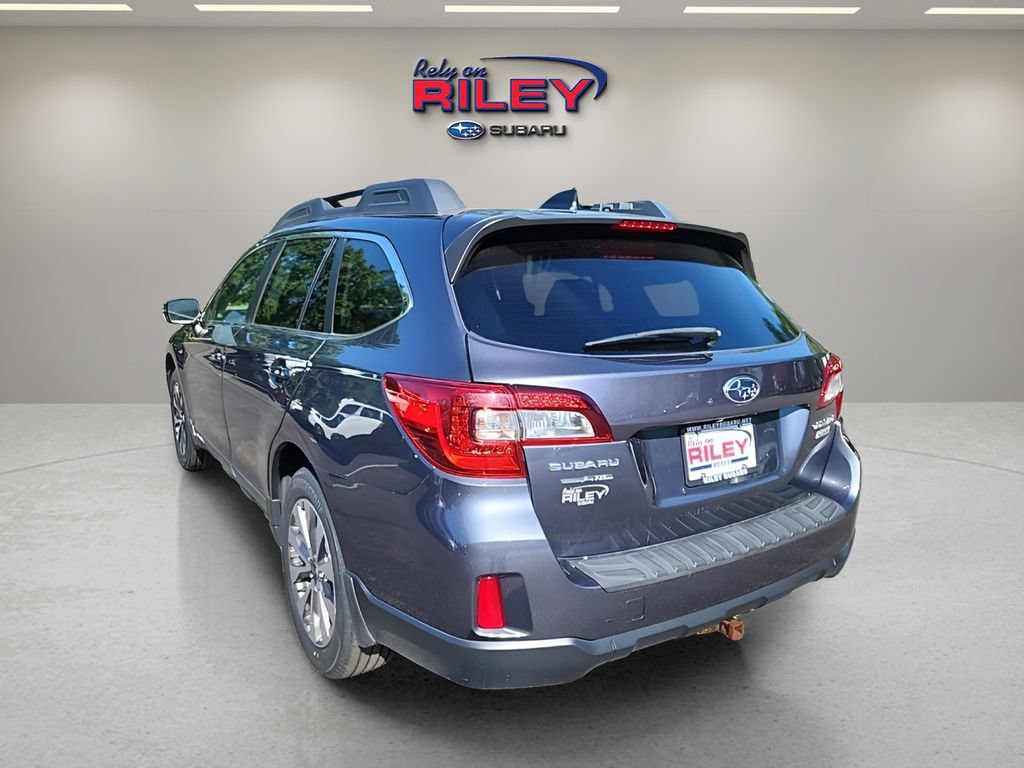 Used 2016 Subaru Outback 2.5i Limited AWD/4WD image 3