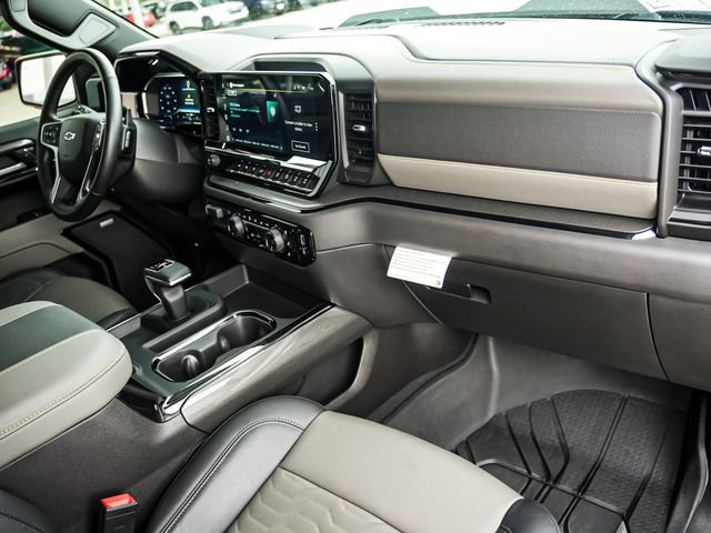 Used 2025 Chevrolet Silverado 1500 ZR2 w/ Technology Package AWD/4WD image 26