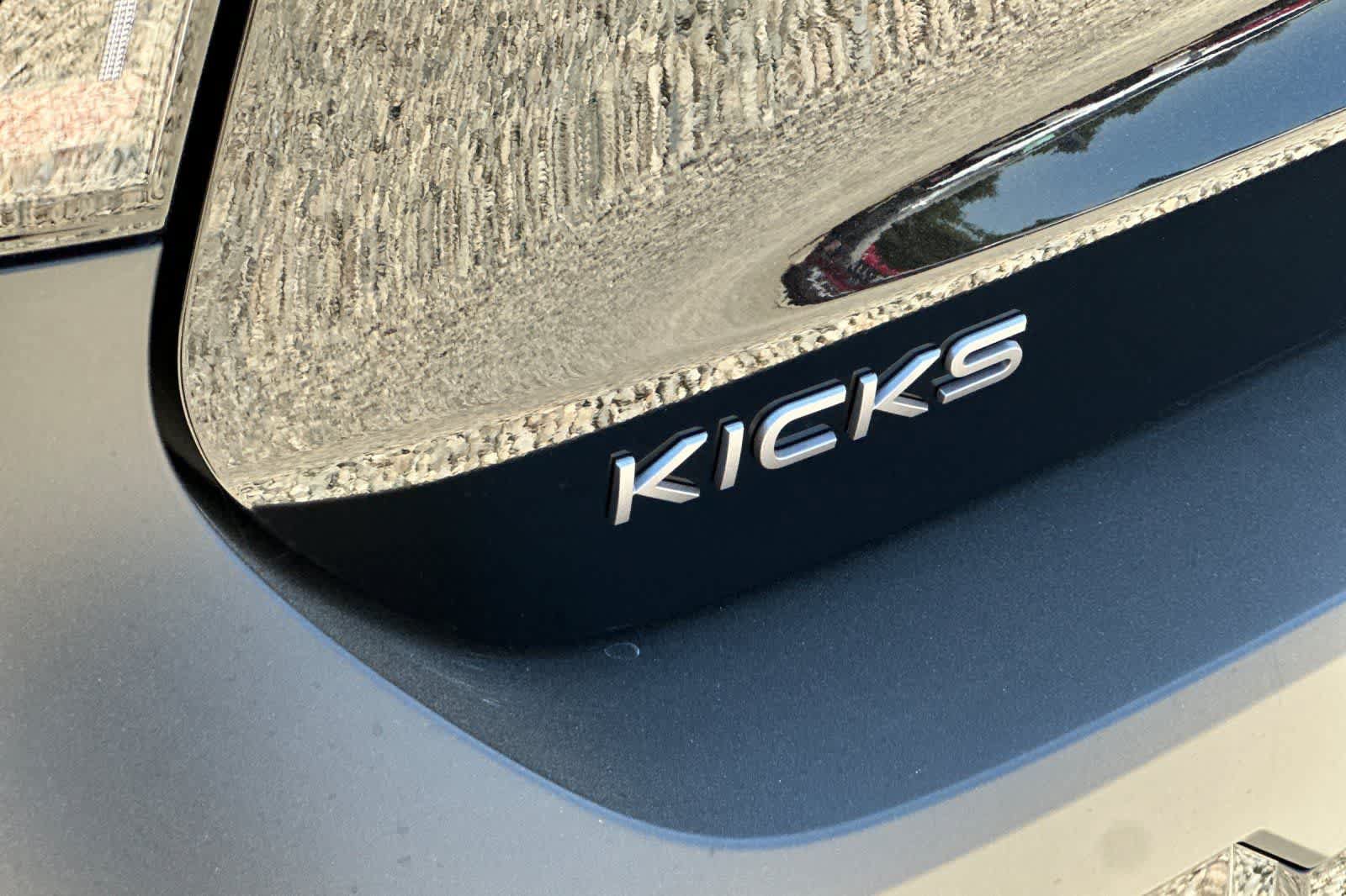 New 2026 Nissan Kicks SV FWD image 29