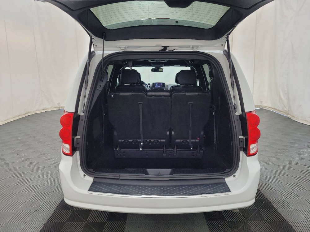 Used 2019 Dodge Grand Caravan GT FWD image 29