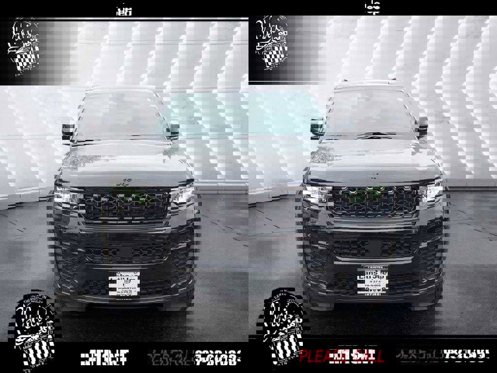 New 2026 Jeep Grand Cherokee Altitude image 2