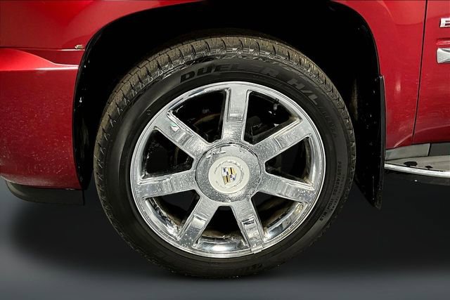 Used 2012 Cadillac Escalade Luxury image 32