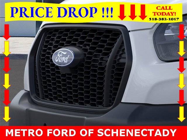 New 2026 Ford Transit 250 148 Medium Roof Extended AWD image 17