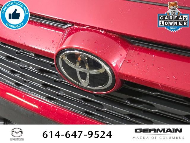 Used 2023 Toyota RAV4 XLE Premium image 14