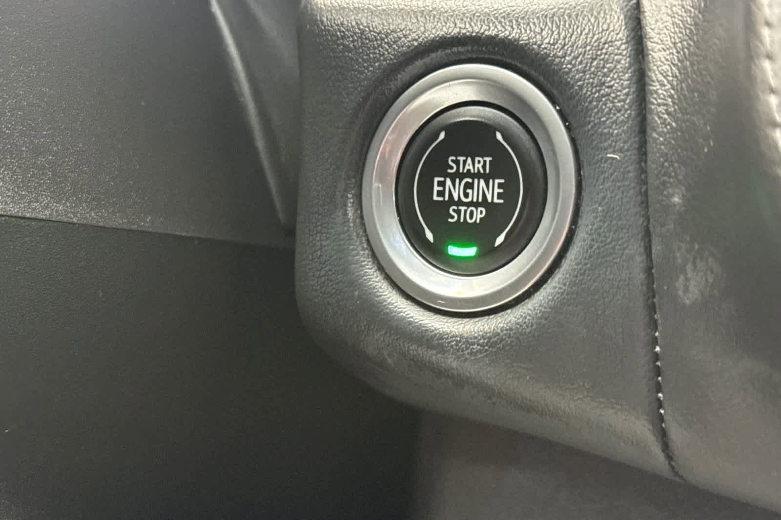 Used 2021 Chevrolet Tahoe Z71 AWD/4WD image 24