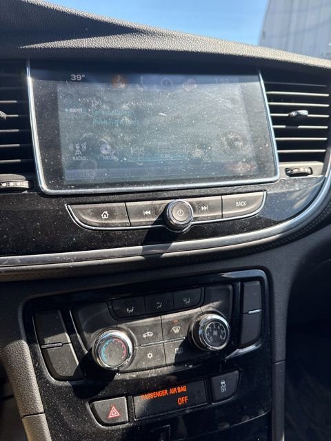 Used 2021 Buick Encore Preferred FWD image 20