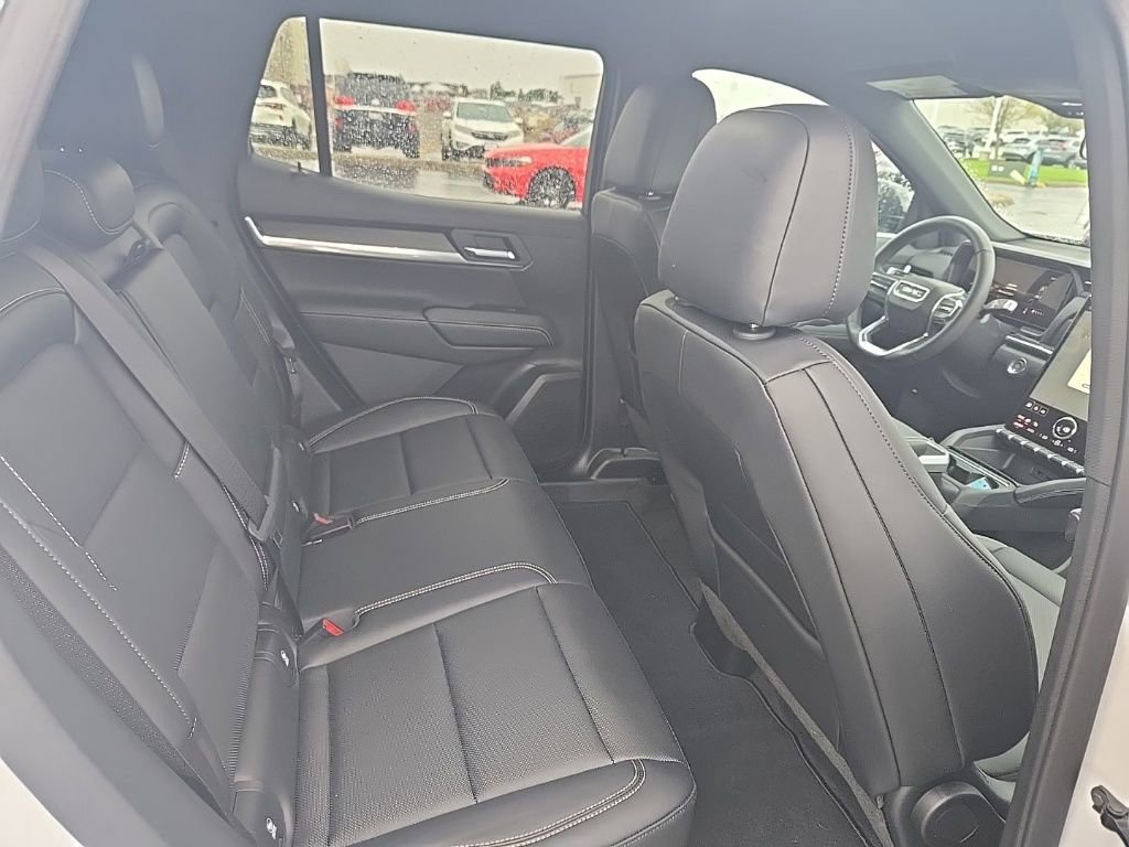 Used 2026 GMC Terrain Elevation w/ Elevation Premium Package image 30