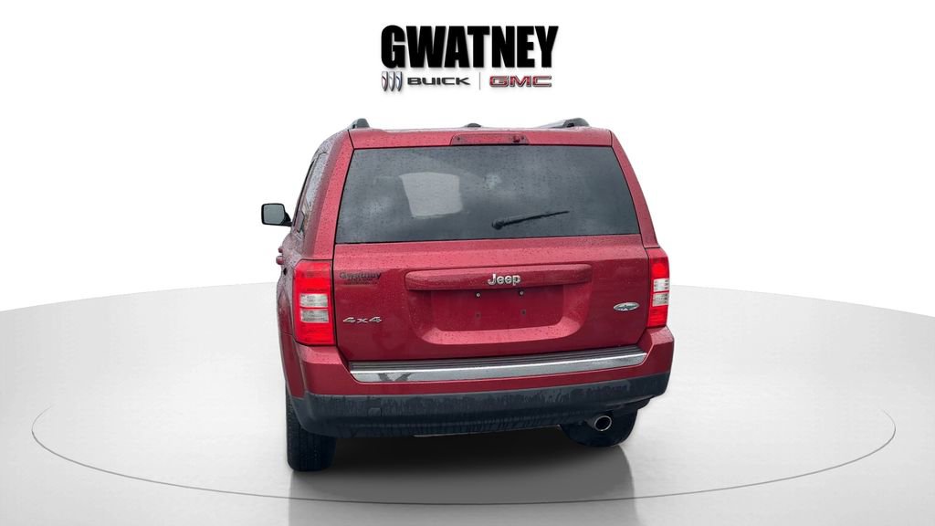 Used 2017 Jeep Patriot High Altitude AWD/4WD image 6