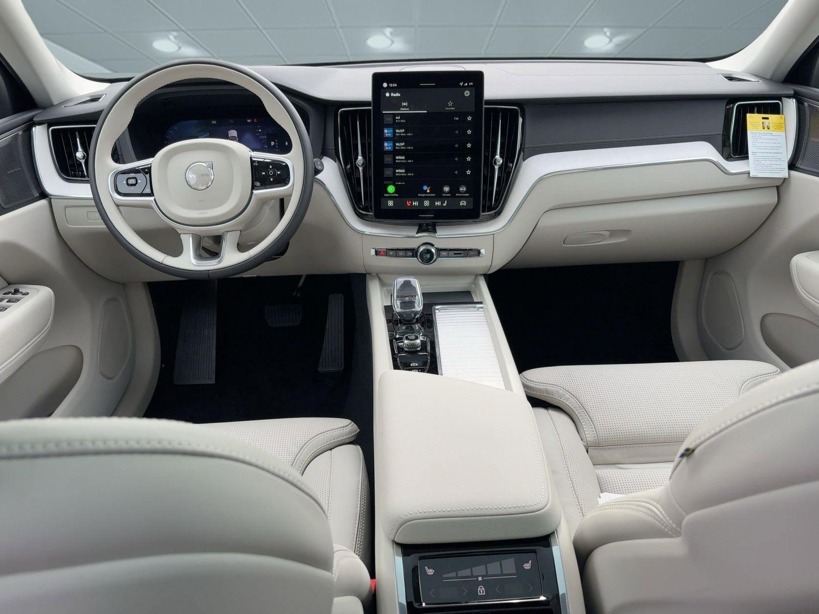 New 2026 Volvo XC60 B5 Ultra w/ Protection Package Premier image 16